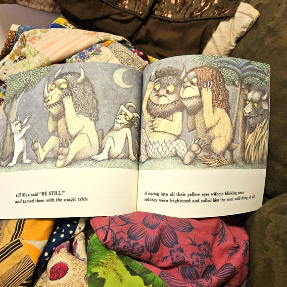 Book,The 1984 First Harper Trophy Edition of Where the Wild Things Are - Picture 3 of 7